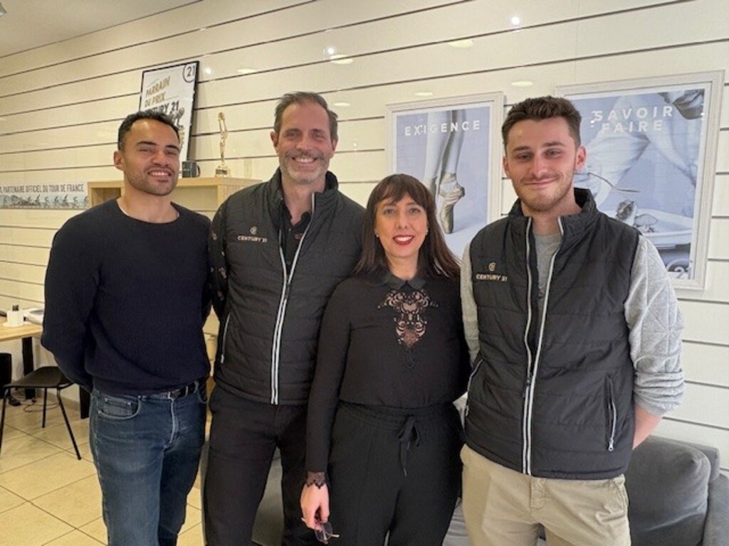 l'équipe de l'agence L'Arsenal