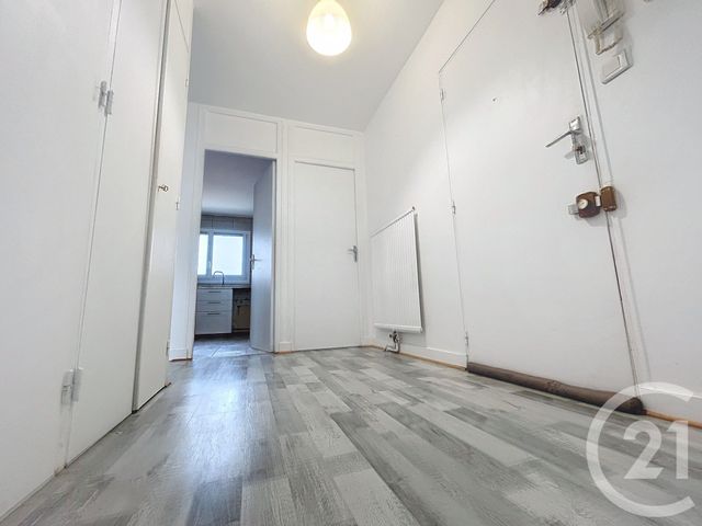 Appartement F5 à louer - 5 pièces - 91.3 m2 - ROCHEFORT - 17 - POITOU-CHARENTES - Century 21 L'Arsenal