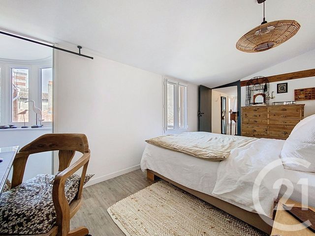 Appartement F5 à vendre - 5 pièces - 131.31 m2 - ROCHEFORT - 17 - POITOU-CHARENTES - Century 21 L'Arsenal