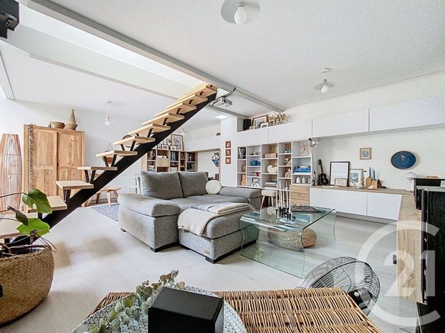 Appartement F5 à vendre - 5 pièces - 131.31 m2 - ROCHEFORT - 17 - POITOU-CHARENTES - Century 21 L'Arsenal