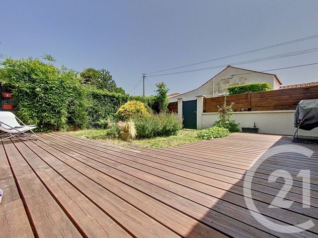 maison à vendre - 8 pièces - 174.0 m2 - ROCHEFORT - 17 - POITOU-CHARENTES - Century 21 L'Arsenal