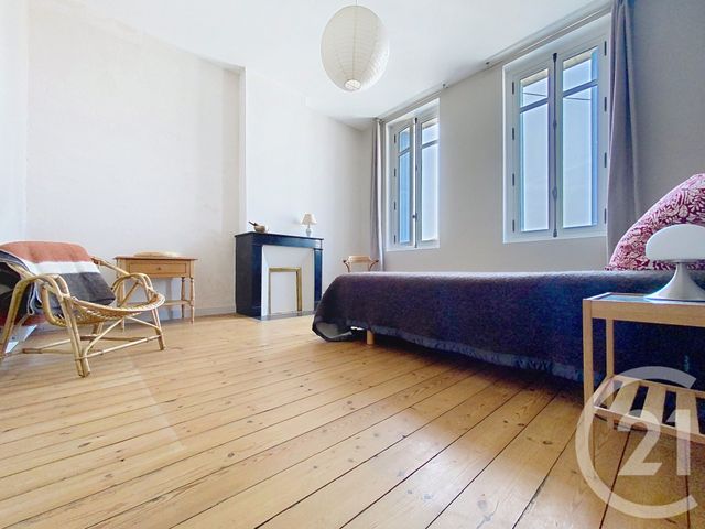 maison à vendre - 8 pièces - 174.0 m2 - ROCHEFORT - 17 - POITOU-CHARENTES - Century 21 L'Arsenal