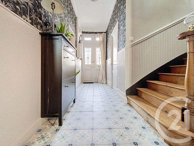 maison à vendre - 8 pièces - 174.0 m2 - ROCHEFORT - 17 - POITOU-CHARENTES - Century 21 L'Arsenal