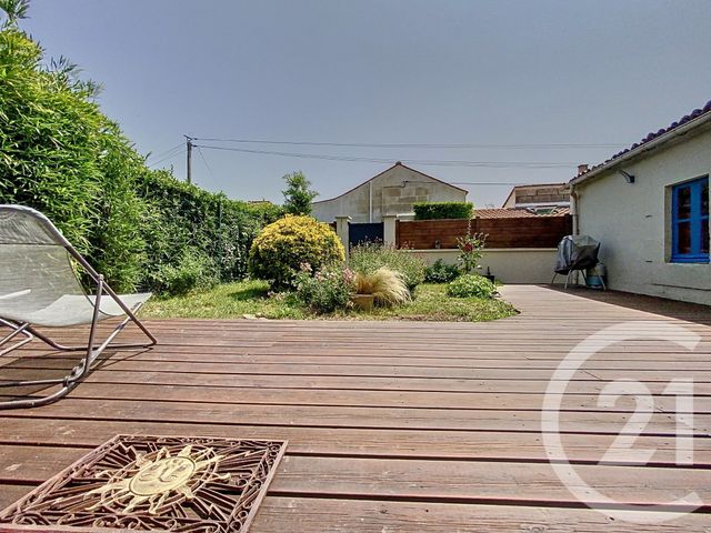 maison à vendre - 8 pièces - 174.0 m2 - ROCHEFORT - 17 - POITOU-CHARENTES - Century 21 L'Arsenal