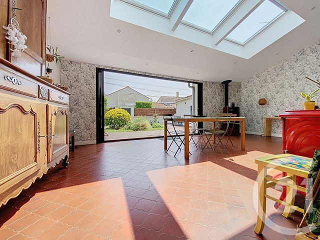 maison à vendre - 8 pièces - 174.0 m2 - ROCHEFORT - 17 - POITOU-CHARENTES - Century 21 L'Arsenal