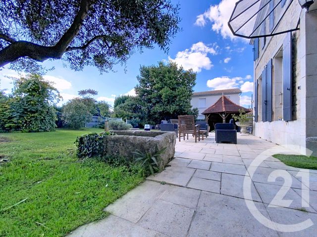 maison à vendre - 7 pièces - 220.0 m2 - TONNAY CHARENTE - 17 - POITOU-CHARENTES - Century 21 L'Arsenal