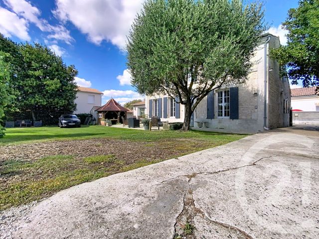 maison à vendre - 7 pièces - 220.0 m2 - TONNAY CHARENTE - 17 - POITOU-CHARENTES - Century 21 L'Arsenal