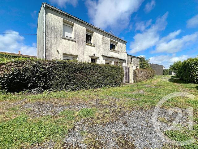 maison à vendre - 3 pièces - 94.57 m2 - BALLON - 17 - POITOU-CHARENTES - Century 21 L'Arsenal