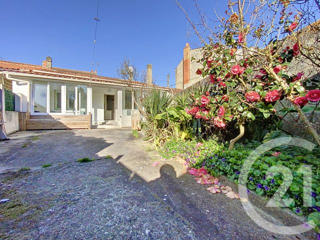 maison à vendre - 3 pièces - 63.55 m2 - ROCHEFORT - 17 - POITOU-CHARENTES - Century 21 L'Arsenal