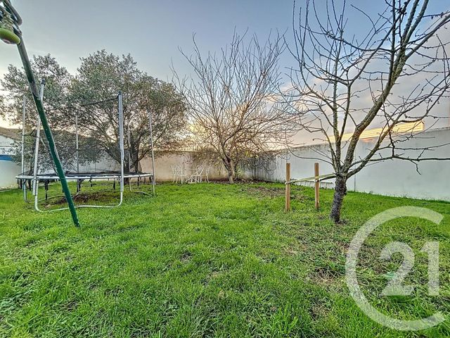 maison à vendre - 4 pièces - 92.33 m2 - ROCHEFORT - 17 - POITOU-CHARENTES - Century 21 L'Arsenal