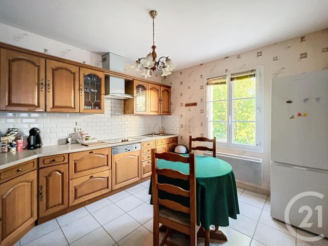 maison à vendre - 4 pièces - 92.33 m2 - ROCHEFORT - 17 - POITOU-CHARENTES - Century 21 L'Arsenal