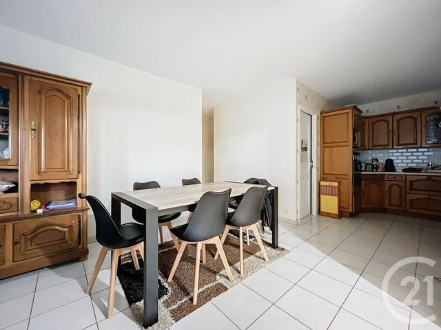 maison à vendre - 4 pièces - 92.33 m2 - ROCHEFORT - 17 - POITOU-CHARENTES - Century 21 L'Arsenal