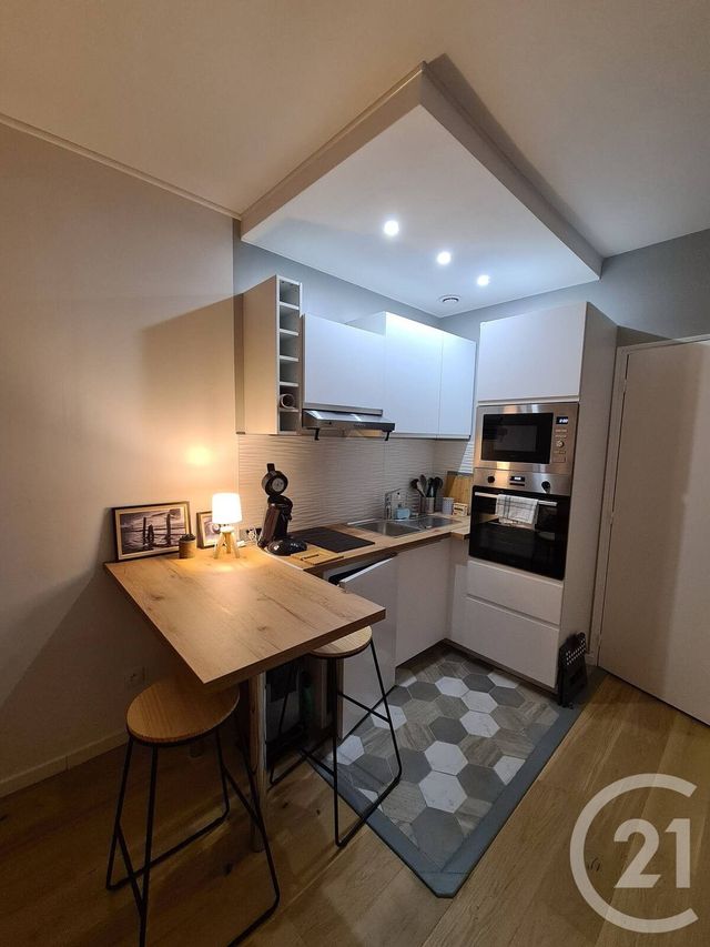 Appartement F1 à louer - 1 pièce - 27.11 m2 - ROCHEFORT - 17 - POITOU-CHARENTES - Century 21 L'Arsenal