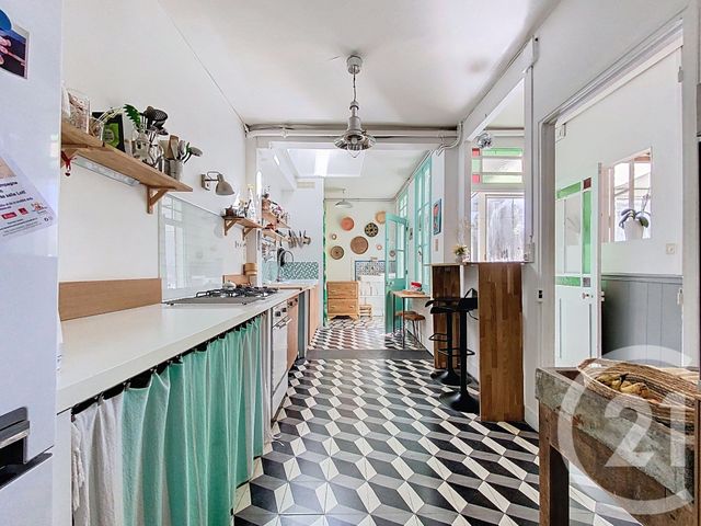 maison à vendre - 7 pièces - 166.0 m2 - ROCHEFORT - 17 - POITOU-CHARENTES - Century 21 L'Arsenal