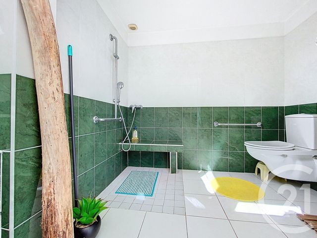 maison à vendre - 7 pièces - 166.0 m2 - ROCHEFORT - 17 - POITOU-CHARENTES - Century 21 L'Arsenal