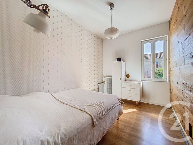 maison à vendre - 7 pièces - 166.0 m2 - ROCHEFORT - 17 - POITOU-CHARENTES - Century 21 L'Arsenal