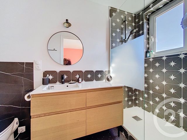 maison à vendre - 7 pièces - 166.0 m2 - ROCHEFORT - 17 - POITOU-CHARENTES - Century 21 L'Arsenal