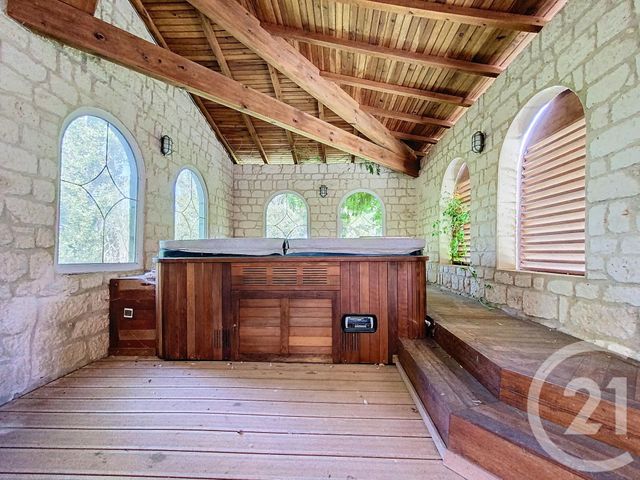 maison à vendre - 8 pièces - 190.0 m2 - TONNAY CHARENTE - 17 - POITOU-CHARENTES - Century 21 L'Arsenal