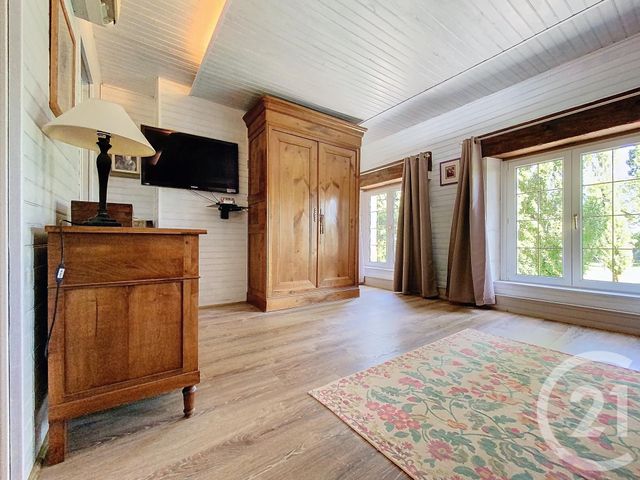 maison à vendre - 8 pièces - 190.0 m2 - TONNAY CHARENTE - 17 - POITOU-CHARENTES - Century 21 L'Arsenal