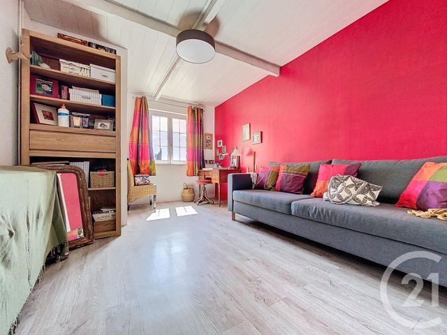 maison à vendre - 8 pièces - 190.0 m2 - TONNAY CHARENTE - 17 - POITOU-CHARENTES - Century 21 L'Arsenal