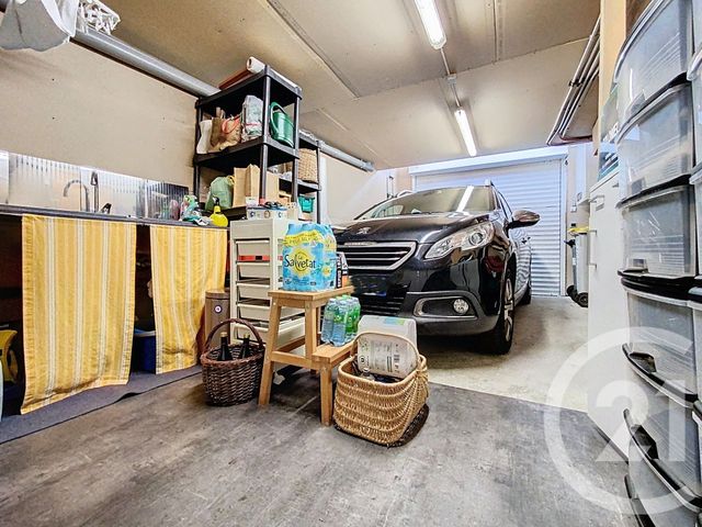 maison à vendre - 5 pièces - 160.0 m2 - TONNAY CHARENTE - 17 - POITOU-CHARENTES - Century 21 L'Arsenal