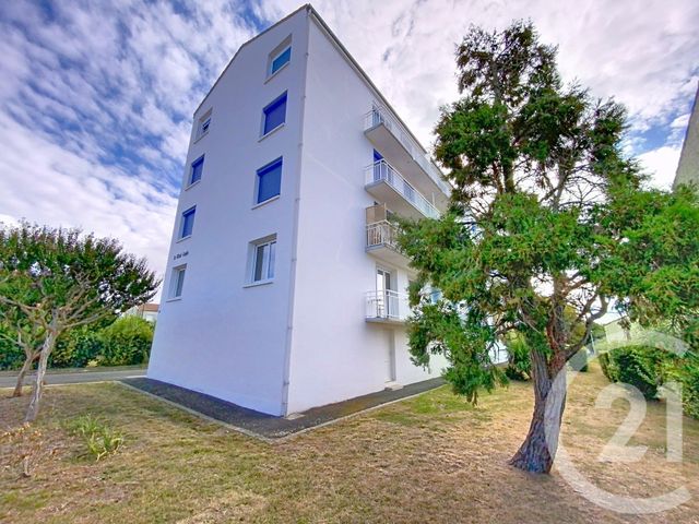 Appartement F4 à vendre - 4 pièces - 72.23 m2 - ROCHEFORT - 17 - POITOU-CHARENTES - Century 21 L'Arsenal
