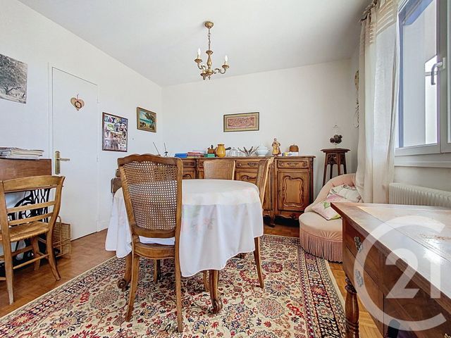 Appartement F4 à vendre - 4 pièces - 72.23 m2 - ROCHEFORT - 17 - POITOU-CHARENTES - Century 21 L'Arsenal