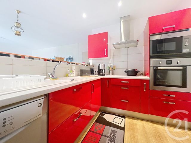 Appartement F3 à vendre - 3 pièces - 72.0 m2 - ROCHEFORT - 17 - POITOU-CHARENTES - Century 21 L'Arsenal