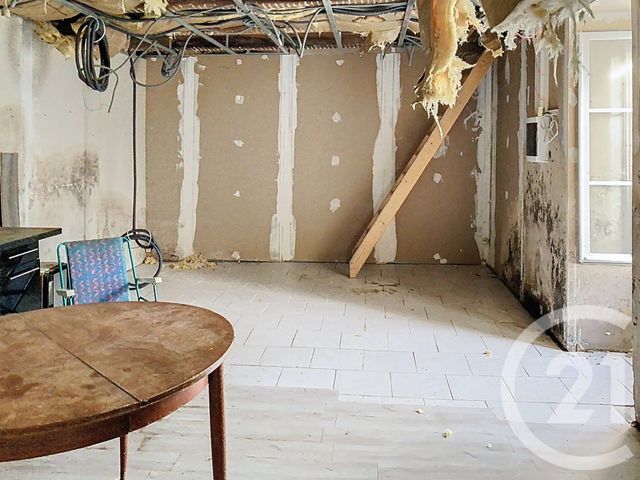 maison à vendre - 3 pièces - 76.0 m2 - ST NAZAIRE SUR CHARENTE - 17 - POITOU-CHARENTES - Century 21 L'Arsenal