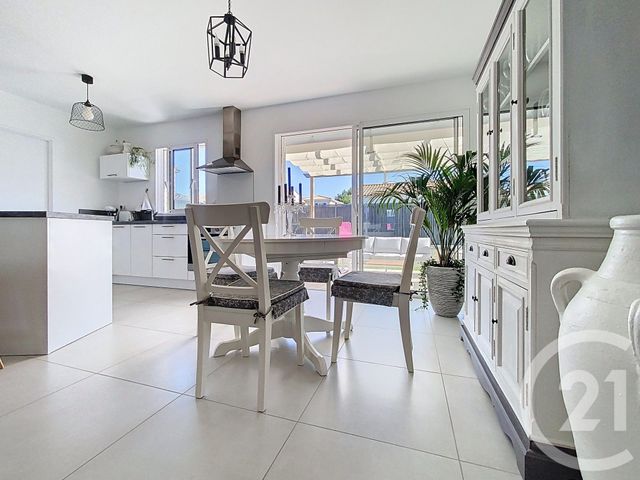 maison à vendre - 4 pièces - 94.02 m2 - PORT DES BARQUES - 17 - POITOU-CHARENTES - Century 21 L'Arsenal