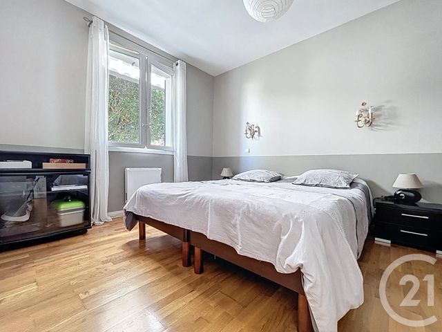 maison à vendre - 6 pièces - 130.0 m2 - PORT DES BARQUES - 17 - POITOU-CHARENTES - Century 21 L'Arsenal