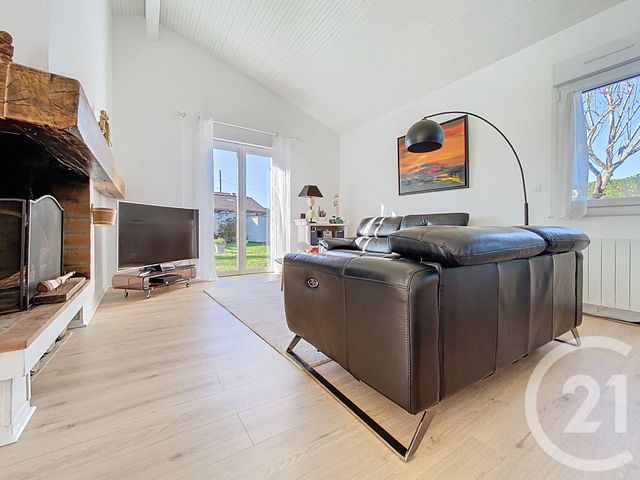 maison à vendre - 5 pièces - 134.0 m2 - ROCHEFORT - 17 - POITOU-CHARENTES - Century 21 L'Arsenal