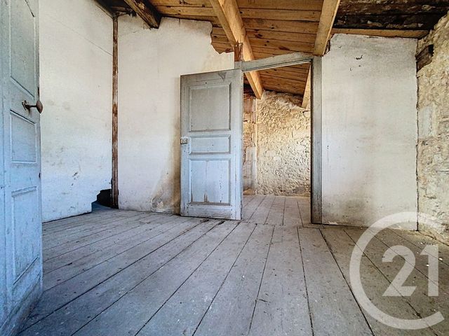 Appartement F4 à vendre - 4 pièces - 127.05 m2 - ROCHEFORT - 17 - POITOU-CHARENTES - Century 21 L'Arsenal