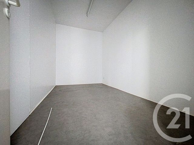 Appartement F4 à vendre - 4 pièces - 127.05 m2 - ROCHEFORT - 17 - POITOU-CHARENTES - Century 21 L'Arsenal