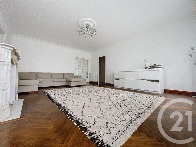 Appartement Chambre à louer - 1 pièce - 15.5 m2 - ROCHEFORT - 17 - POITOU-CHARENTES - Century 21 L'Arsenal