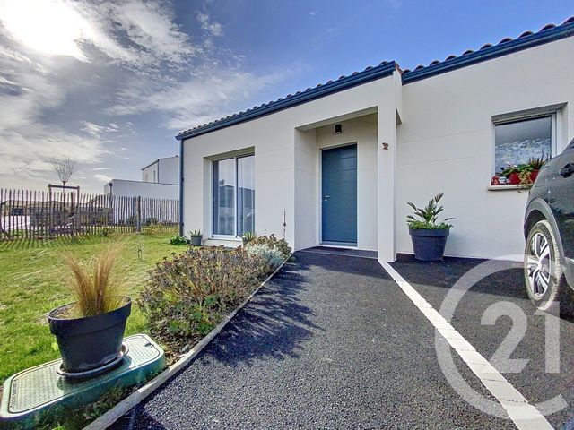 maison à vendre - 5 pièces - 110.0 m2 - PORT DES BARQUES - 17 - POITOU-CHARENTES - Century 21 L'Arsenal