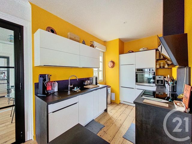 Appartement F3 à vendre - 3 pièces - 69.61 m2 - ROCHEFORT - 17 - POITOU-CHARENTES - Century 21 L'Arsenal
