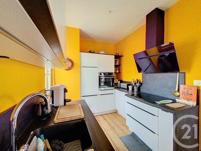 Appartement F3 à vendre - 3 pièces - 69.61 m2 - ROCHEFORT - 17 - POITOU-CHARENTES - Century 21 L'Arsenal