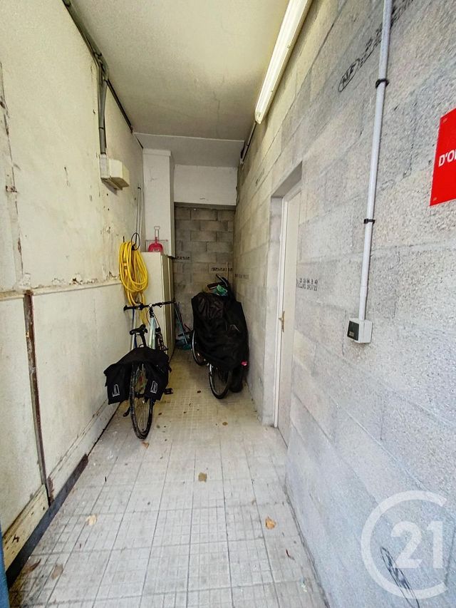 Appartement F3 à vendre - 3 pièces - 69.61 m2 - ROCHEFORT - 17 - POITOU-CHARENTES - Century 21 L'Arsenal