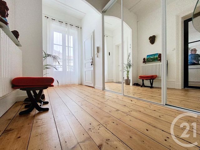 Appartement F3 à vendre - 3 pièces - 69.61 m2 - ROCHEFORT - 17 - POITOU-CHARENTES - Century 21 L'Arsenal