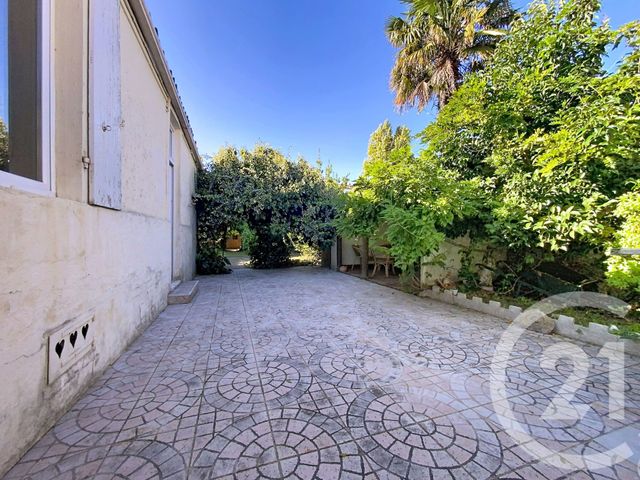 maison à vendre - 6 pièces - 147.5 m2 - ROCHEFORT - 17 - POITOU-CHARENTES - Century 21 L'Arsenal