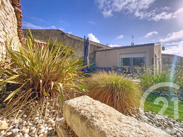 maison à vendre - 5 pièces - 130.0 m2 - VERGEROUX - 17 - POITOU-CHARENTES - Century 21 L'Arsenal