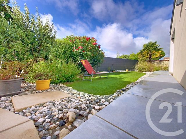 maison à vendre - 5 pièces - 130.0 m2 - VERGEROUX - 17 - POITOU-CHARENTES - Century 21 L'Arsenal