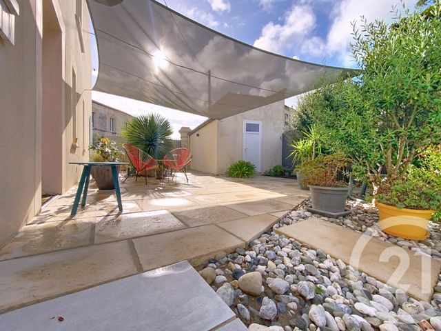 maison à vendre - 5 pièces - 130.0 m2 - VERGEROUX - 17 - POITOU-CHARENTES - Century 21 L'Arsenal