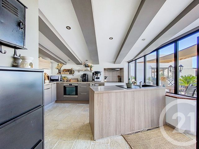 Afficher la photo en grand maison à vendre - 5 pièces - 140.0 m2 - ST NAZAIRE SUR CHARENTE - 17 - POITOU-CHARENTES - Century 21 L'Arsenal