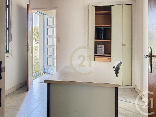 maison à vendre - 6 pièces - 190.0 m2 - TRIZAY - 17 - POITOU-CHARENTES - Century 21 L'Arsenal