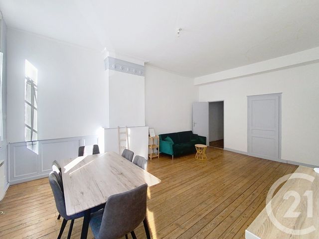 Appartement F3 à vendre - 3 pièces - 83.66 m2 - ROCHEFORT - 17 - POITOU-CHARENTES - Century 21 L'Arsenal