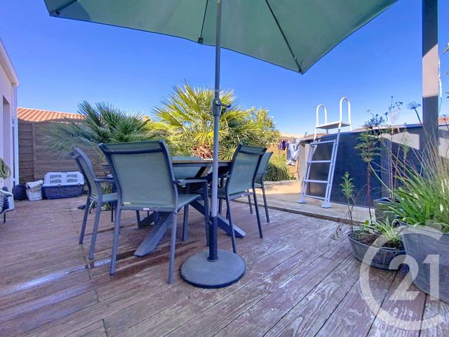 maison à vendre - 5 pièces - 104.0 m2 - LUSSANT - 17 - POITOU-CHARENTES - Century 21 L'Arsenal