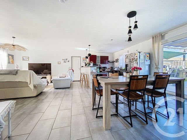 maison à vendre - 5 pièces - 104.0 m2 - LUSSANT - 17 - POITOU-CHARENTES - Century 21 L'Arsenal