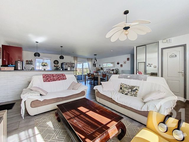 maison à vendre - 5 pièces - 104.0 m2 - LUSSANT - 17 - POITOU-CHARENTES - Century 21 L'Arsenal